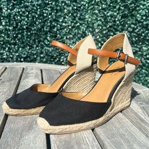 **G.H. Bass & Co. Women's Espadrille Wedge Sandals** in size 5 1/2